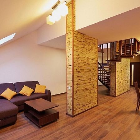 Apartment On Lychakivska 리비프 외부 사진