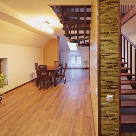 Apartment On Lychakivska 리비프 외부 사진